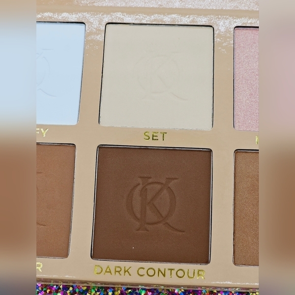 Kenia Ontiveros Beauty Set & Define Kit - Picture 9 of 10